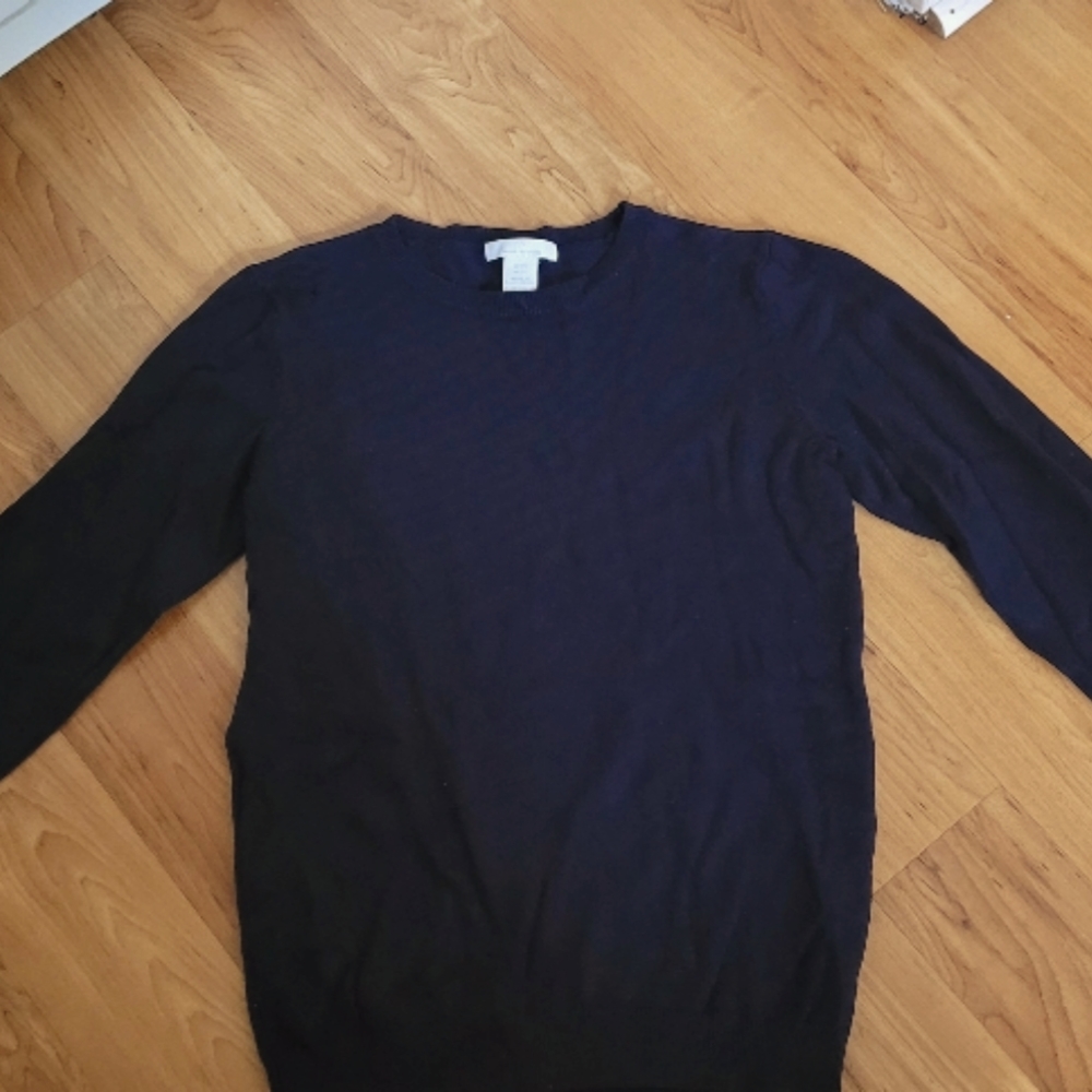 H&M navy blue sweater w scarf to match